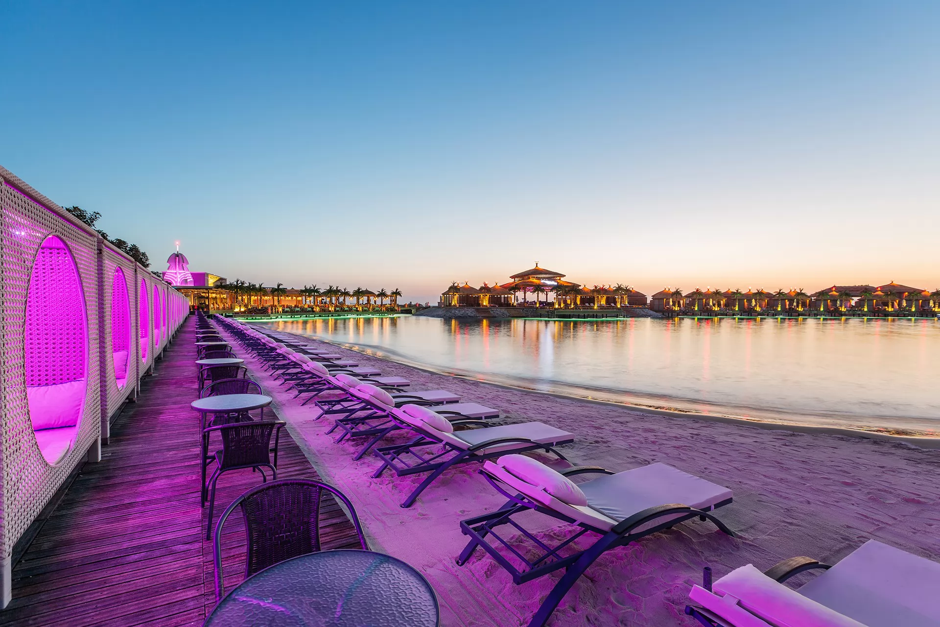 Cratos Premium Hotel & Casino & Port & Spa