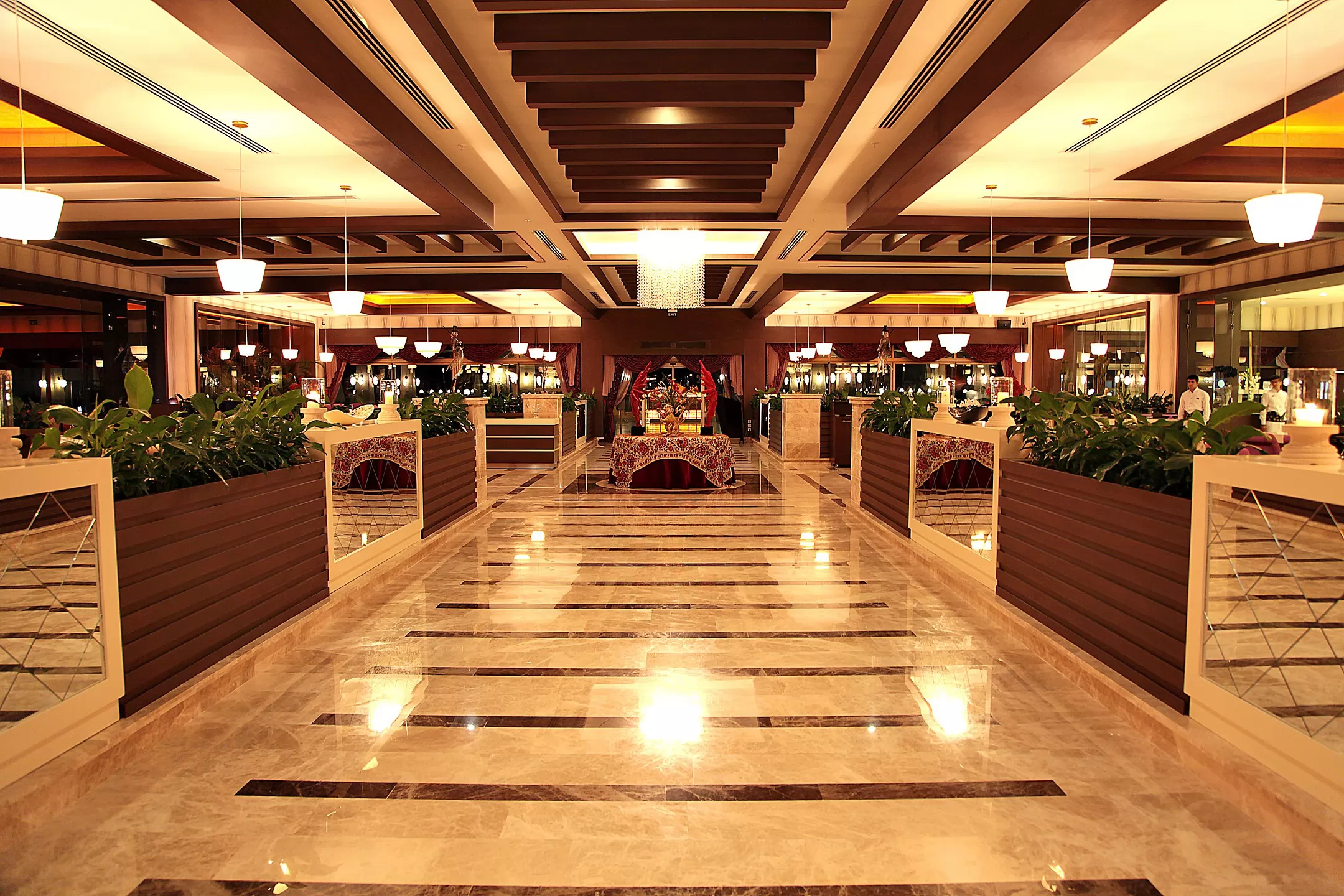 Cratos Premium Hotel & Casino & Port & Spa