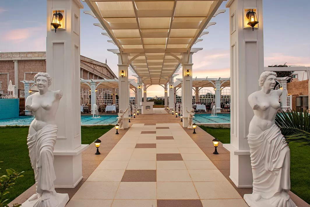 Kaya Artemis Resort Otel