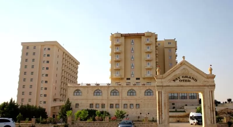 Yay Grand Hotel